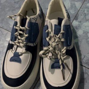 Breathable and wear-resistant men's sports shoes